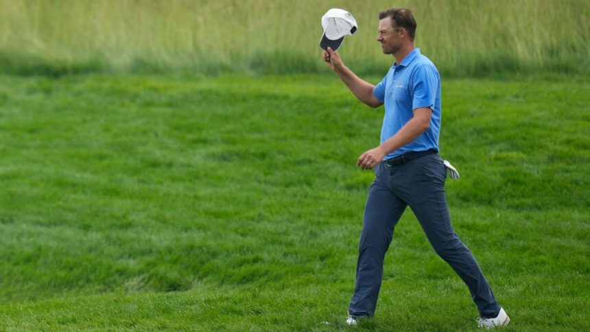 Pérez Logra Hoyo en Uno Histórico en el US Open de Oakmont