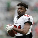 Antonio Brown: Acusado por intento de asesinato tras tiroteo en Miami