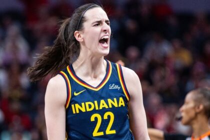 Clark arrasa con 32 puntos: Fever vence a Liberty y rompe invicto en WNBA