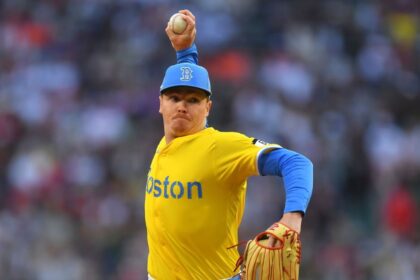 Dobbins Humilla a Yankees: Doble Victoria y Drama en la Semana