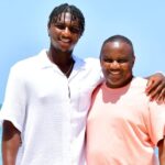Ward y su Padre: El Viaje al Éxito del Quarterback de los Titans