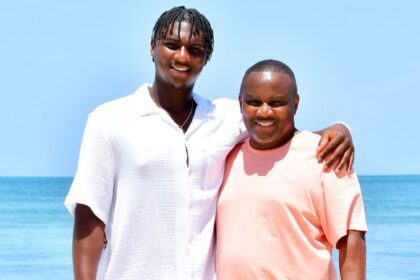 Ward y su Padre: El Viaje al Éxito del Quarterback de los Titans