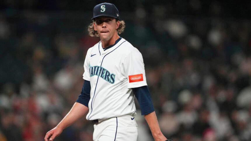 Gilbert regresa: Marineros activan al as vs Red Sox