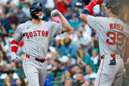 Anthony conecta HR con Red Sox: ¡Primer jonrón y victoria ante Marineros!