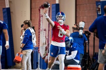 Dart Impresiona: Novato QB de Giants Cautiva en la Pretemporada