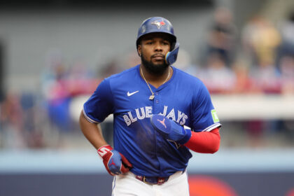 Vladimir Guerrero Jr. confirma su presencia con RD en el Clásico Mundial 2026