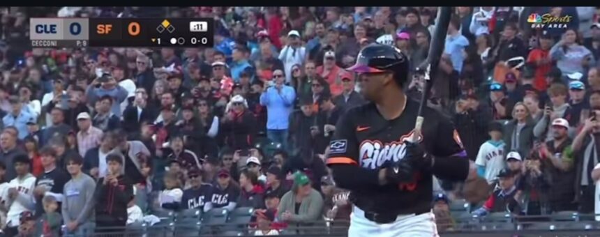 Devers: Ovación de pie en debut con Gigantes de San Francisco