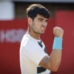 Alcaraz avanza a semifinales de Queen's: Derrota a Rinderknech