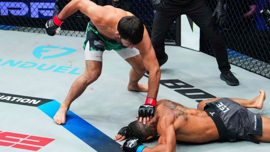 Rabadanov Destroza a Lee y Avanza a la Final PFL de Peso Ligero