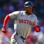 Rafaela Destaca y Medias Rojas Vencen a Gigantes de Devers en Emocionante Duelo