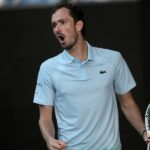 Medvedev frena a Zverev en Halle y avanza a la final; Bublik lo espera