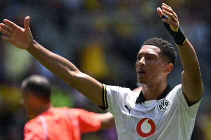Jobe Bellingham: Debut soñado con gol surrealista en el Dortmund