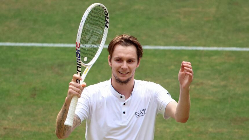 Bublik Destroza a Medvedev y Conquista Halle Open por Segunda Vez