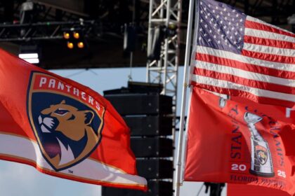 Panthers celebran bicampeonato con multitud: ¡Fiesta en la playa de Fort Lauderdale!