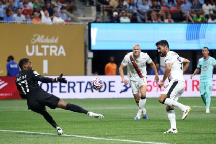 Gündogan critica a pesar del triunfo 6-0 del City: "Necesitamos mejorar"