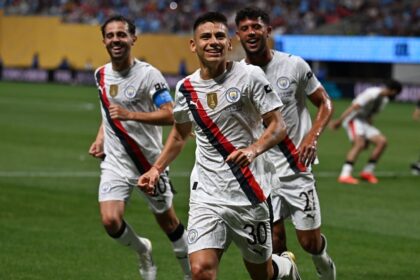 Echeverri Deslumbra: Guardiola Alaba Debut y Golazo con el City