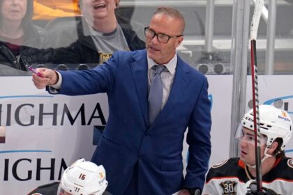 Cronin, Ex-Coach Ducks, Dirigirá Iowa Wild en la AHL