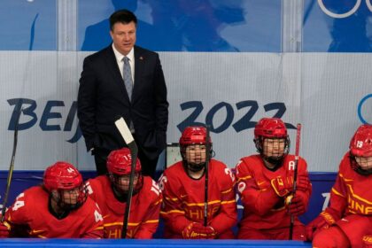 Vancouver PWHL Contrata a Brian Idalski, Ex Entrenador de St. Cloud State