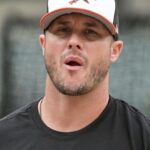 Diamondbacks Refuerzan Cátcher con James McCann: Detalles y Contrato