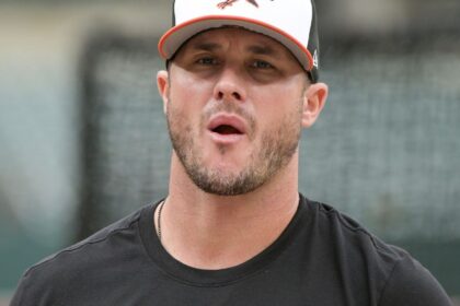Diamondbacks Refuerzan Cátcher con James McCann: Detalles y Contrato