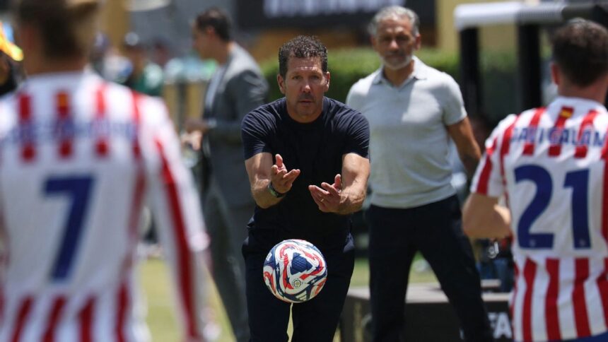 Simeone Critica Arbitraje Tras Eliminación del Atlético Madrid en CWC