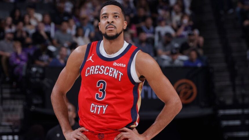 Pelicans Refuerzan Plantilla: Poole y Bey Llegan, McCollum y Olynyk Salen