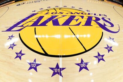 Lakers: Cierre de Venta a Mark Walter Valoraría la Franquicia en $10 Mil Millones