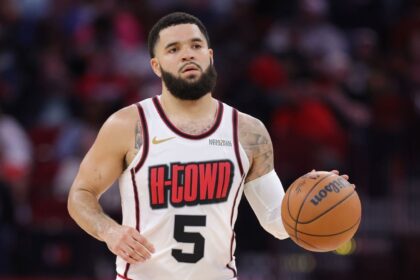 Fred VanVleet Renueva con Rockets: Nuevo Contrato por $50 Millones