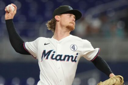 Max Meyer, lanzador de los Marlins, fuera por cirugía de cadera
