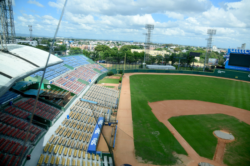 Abinader Impulsa Estadio MLB: Comisión Evalúa Construcción en Santo Domingo