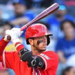 Neto: MRI Limpia, Alivio en los Angels tras Lesión del Torpedero
