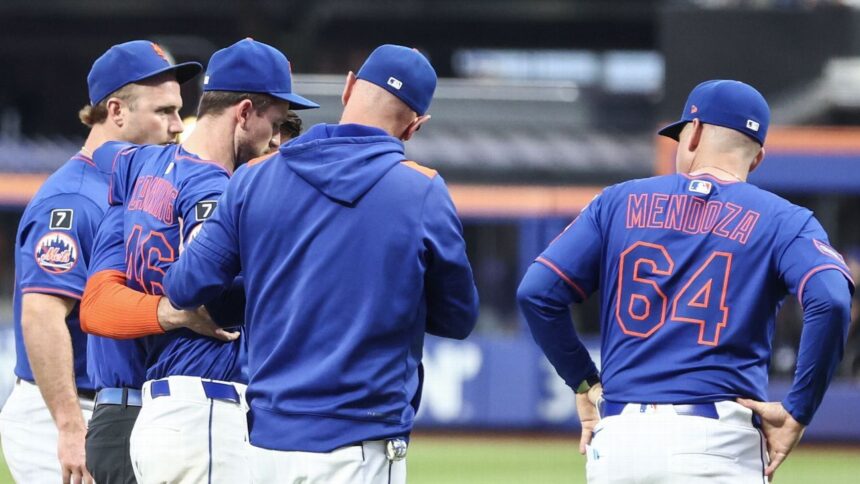 Canning de los Mets Sufre Lesión de Tobillo: Preocupación en la Rotación