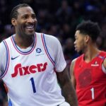 Drummond Ejecuta Opción con 76ers: 5 Millones Asegurados para la Temporada 2025-26