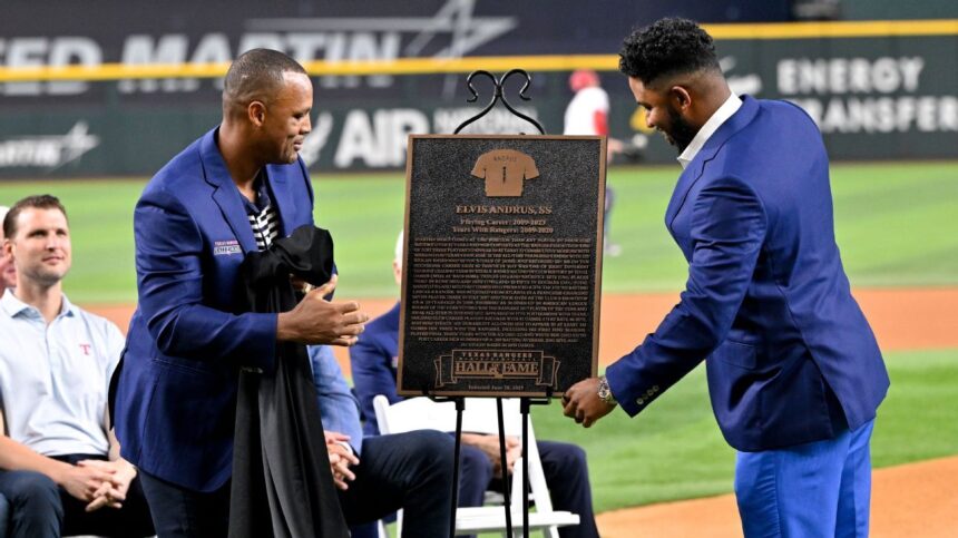 Andrus al Salón de la Fama de los Rangers: Beltré presente en la inducción