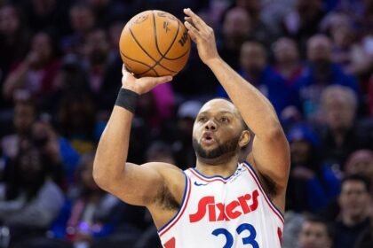 Eric Gordon rechaza opción con 76ers y va a la agencia libre