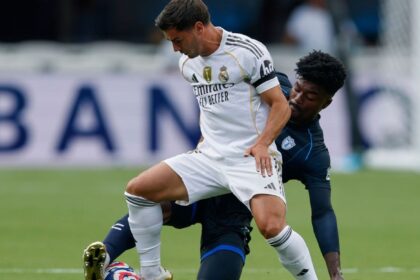 Carvajal se ofrece a Xabi: "Jugaré donde me necesite el Real Madrid"
