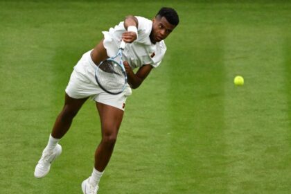Giovanni Mpetshi Perricard Impone Récord de Saque en Wimbledon: 153 mph