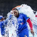 Guerrero Jr. lidera remontada: Azulejos vencen a Yankees 5-4 con hit clave