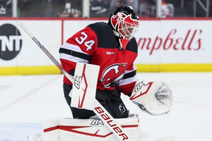 Jake Allen Firma por 5 Años con los Devils: Refuerzo de Lujo para la Portería
