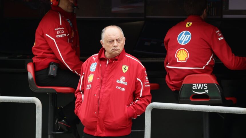 Wolff Defiende a Vasseur en Ferrari: "No Encontrarán a Alguien Mejor"