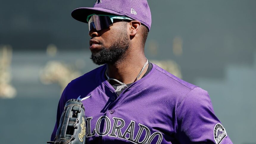 Rockies Ascienden Prospecto Fernández: Refuerzo OF y Movimientos en Roster