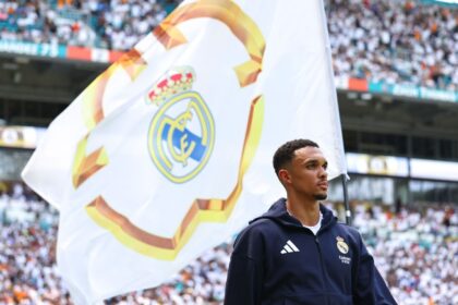 Courtois alaba a Alexander-Arnold: "Pesadilla" para porteros del Real Madrid