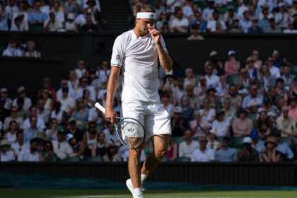 Sabalenka aconseja a Zverev buscar ayuda para su salud mental tras derrota en Wimbledon