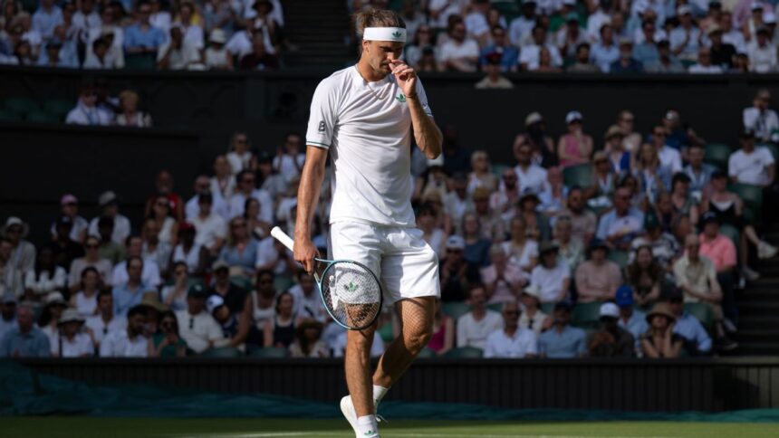 Sabalenka aconseja a Zverev buscar ayuda para su salud mental tras derrota en Wimbledon