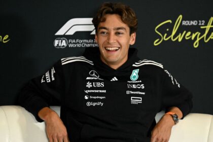 Russell Confía en Seguir con Mercedes en 2026: ¿Verstappen en la Mira?