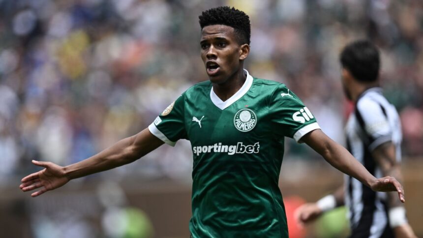 Estêvão: Desafío al Chelsea antes de unirse, según DT de Palmeiras