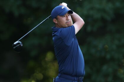 Ghim Lidera el John Deere Classic con 62 Golpes: Homa y Eckroat Acechan