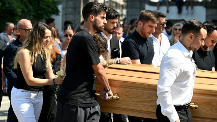 Neves y Cancelo: Duelo y Dolor en Funeral de Jota Tras Partido de CWC