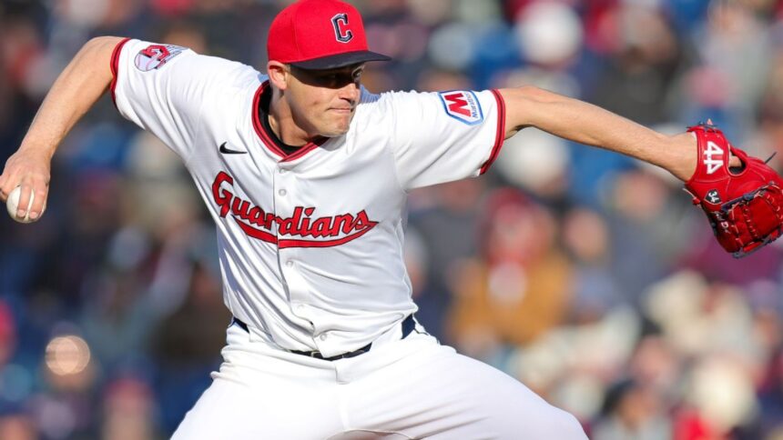 Sewald Activado: Guardians Refuerzan Bullpen con el Relevista Tras Lesión
