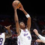 Debut de Ace Bailey: Rebotes y Defensa Brillan, No Tanto el Anotador